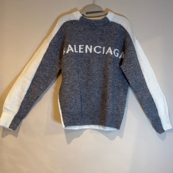 Balenciaga wool blend crew neck women’s sweater L